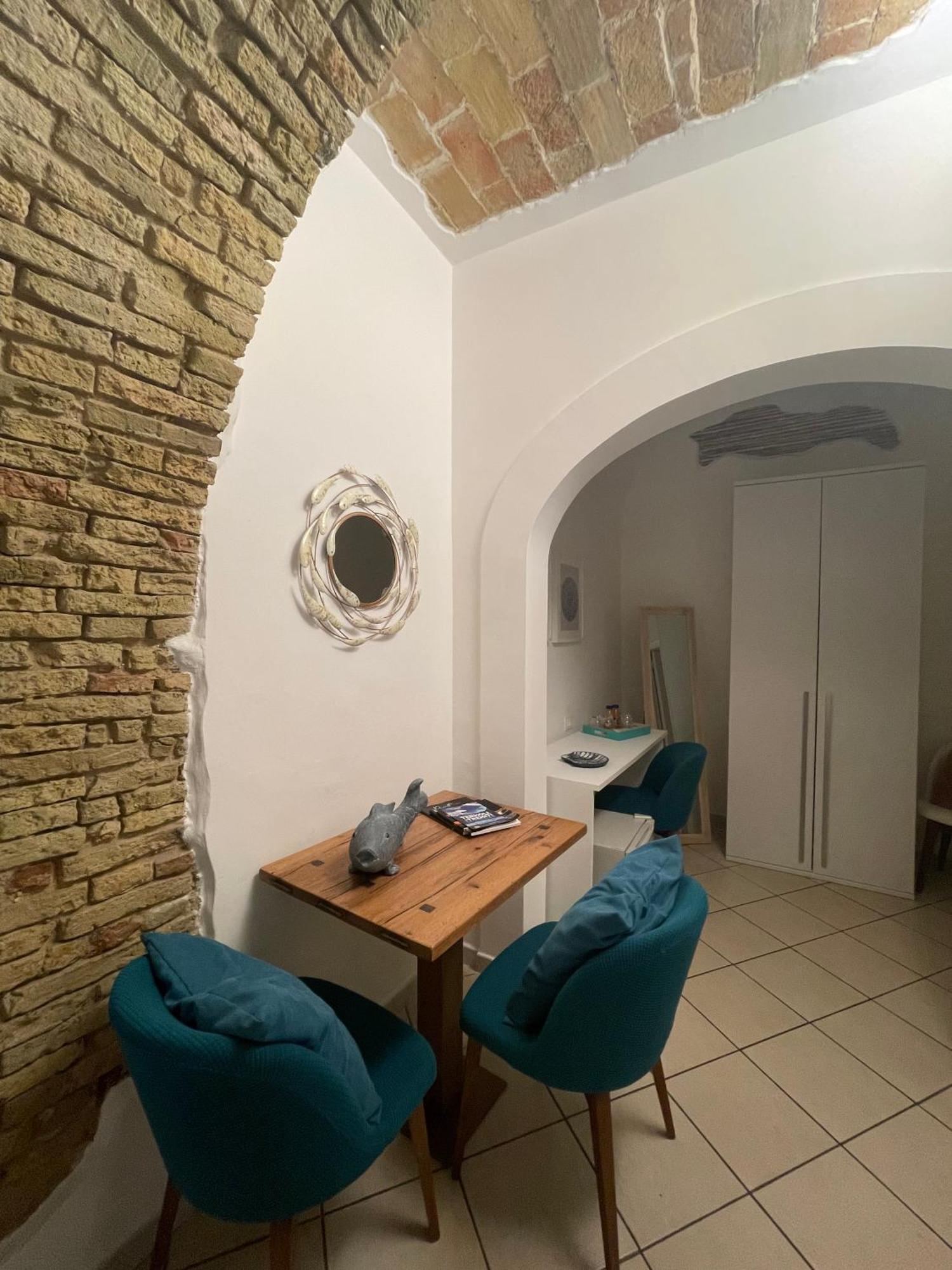 Barbarossa Sea Room Термолі Екстер'єр фото